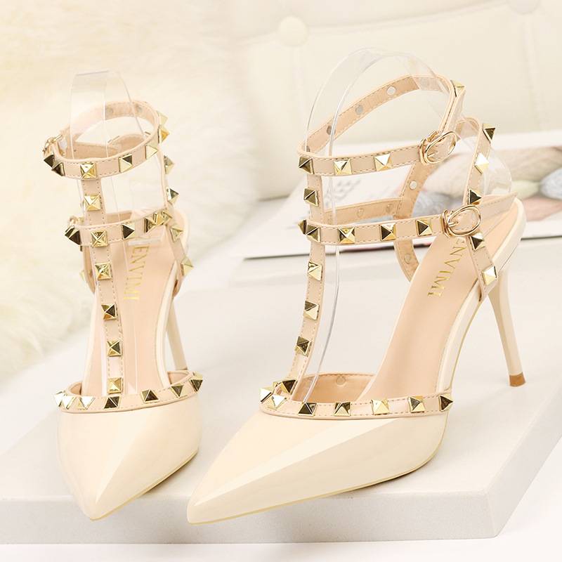 289-6 European and American fashion rivet ladies pointed low mouth high heel shoes women's summer new sandals wholesale