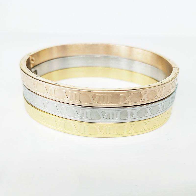 Fashion European and American Roman numeral bracelet family gift titanium steel bracelet female Roman character stainless steel bracelet