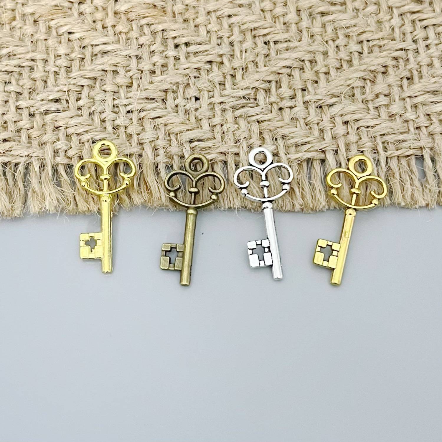 DIY Alloy Jewelry Accessories Retro Personalized Key Pendant Daily Necessities Bracelet Necklace Keychain Pendant