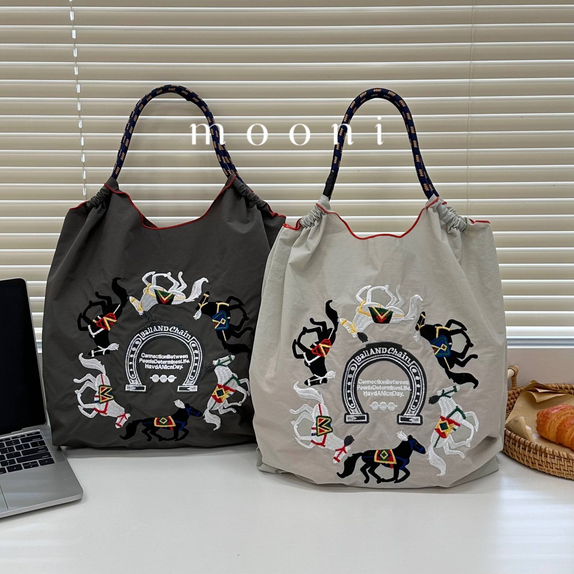 Internet Celebre Same Style Summer Japanese Style Ball Chain Embroidered Shopping Bag Women's Fashion Small Large Capacity Shoulder Bag Trendy