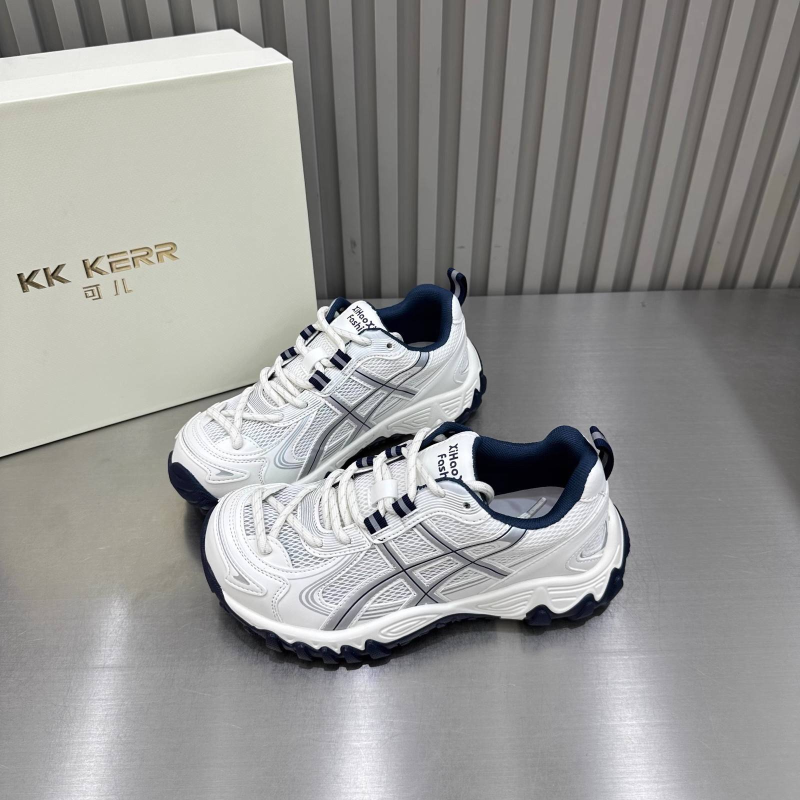 Functional Style Outdoor Sports German Training Dad Shoes for Women 2026 Spring New Versatile Sports Casual Retro Running Shoes