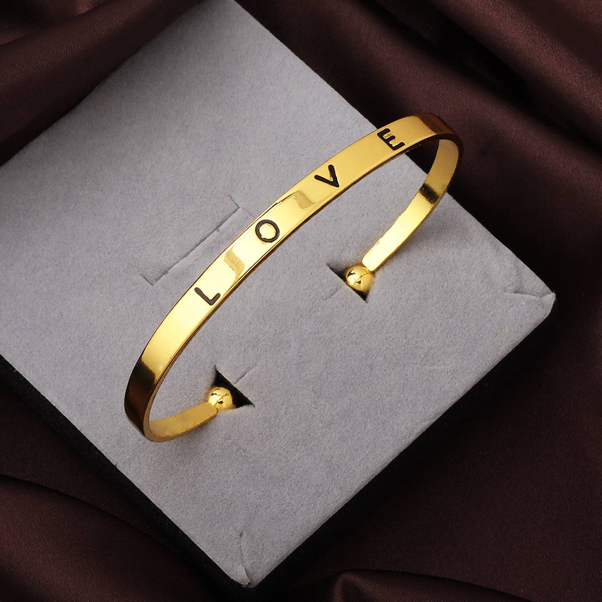 European and American Light Luxury English Alphabet Niche Accessories Gold Bracelet Girls High Sense Opening Bracelet Jewelry Wholesale