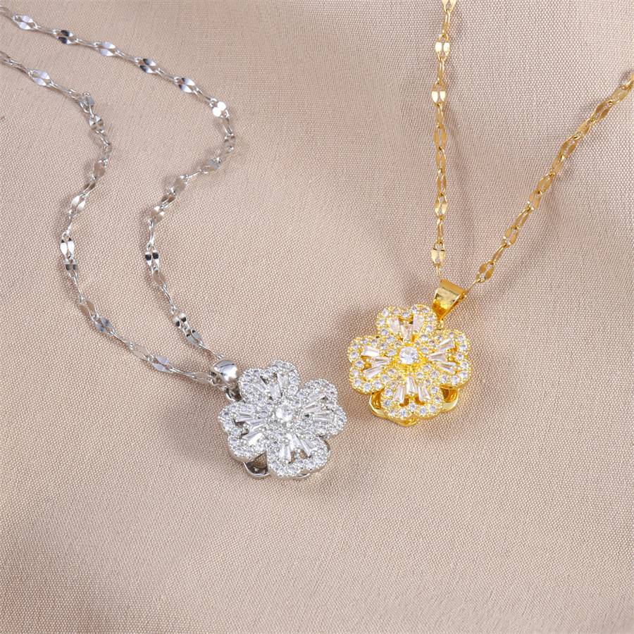 Cross-border Fashion Rotatable Four-leaf Clover Zircon Pendant Necklace Titanium Steel Chain Copper Plated Niche Light Luxury Necklace