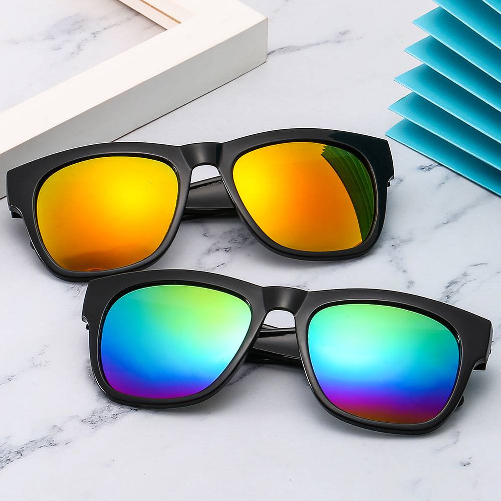 Choking Little Pepper Glasses, Popular Trendy Lenses, Men's and Women's Sunglasses, European and American Fashion Large Frame Sunglasses Bar