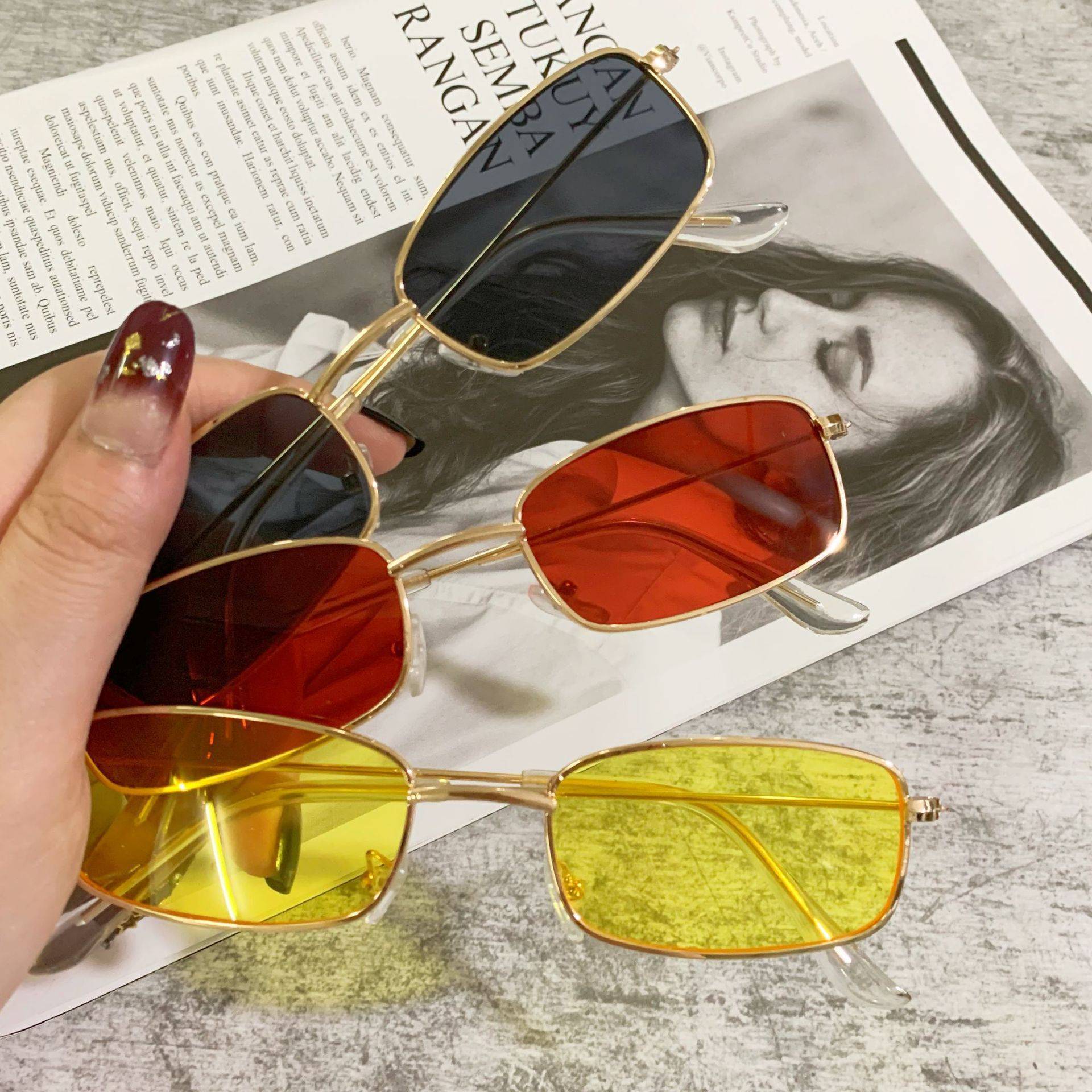 Sunglasses with Small Frames, Metal Frames, Square Sunglasses, Same Style Sunglasses Wholesale 361 Artistic Retro