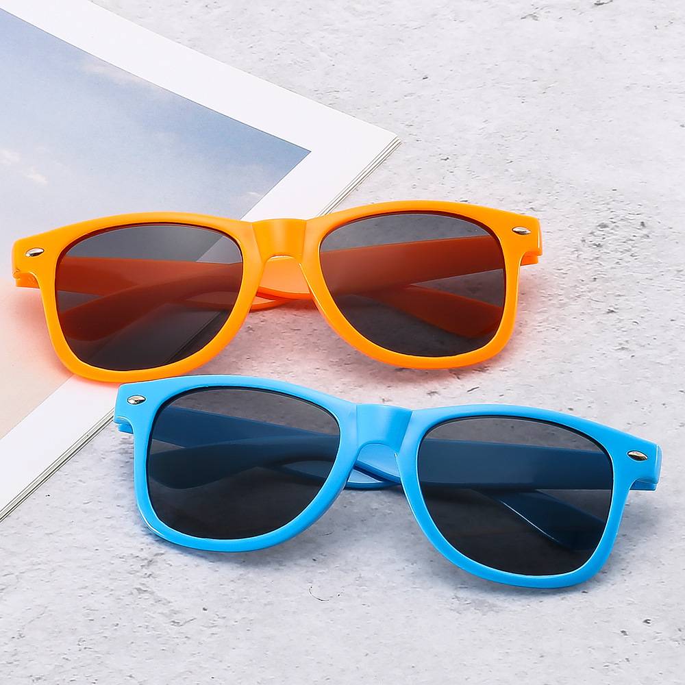 A27- 2140m Nail Gray Pieces Fashionable Rice Nail Retro Sunglasses Colorfulful Sunglasses Wholesale Gift Sunglasses
