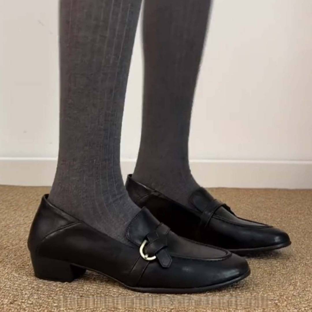 In Stock~ Genuine Leather Niche Minimalist Chunky Heel Deep-Cut Loafers for Women, Round-Toe Versatile Single Shoes, Black Leather Shoes for Commuting