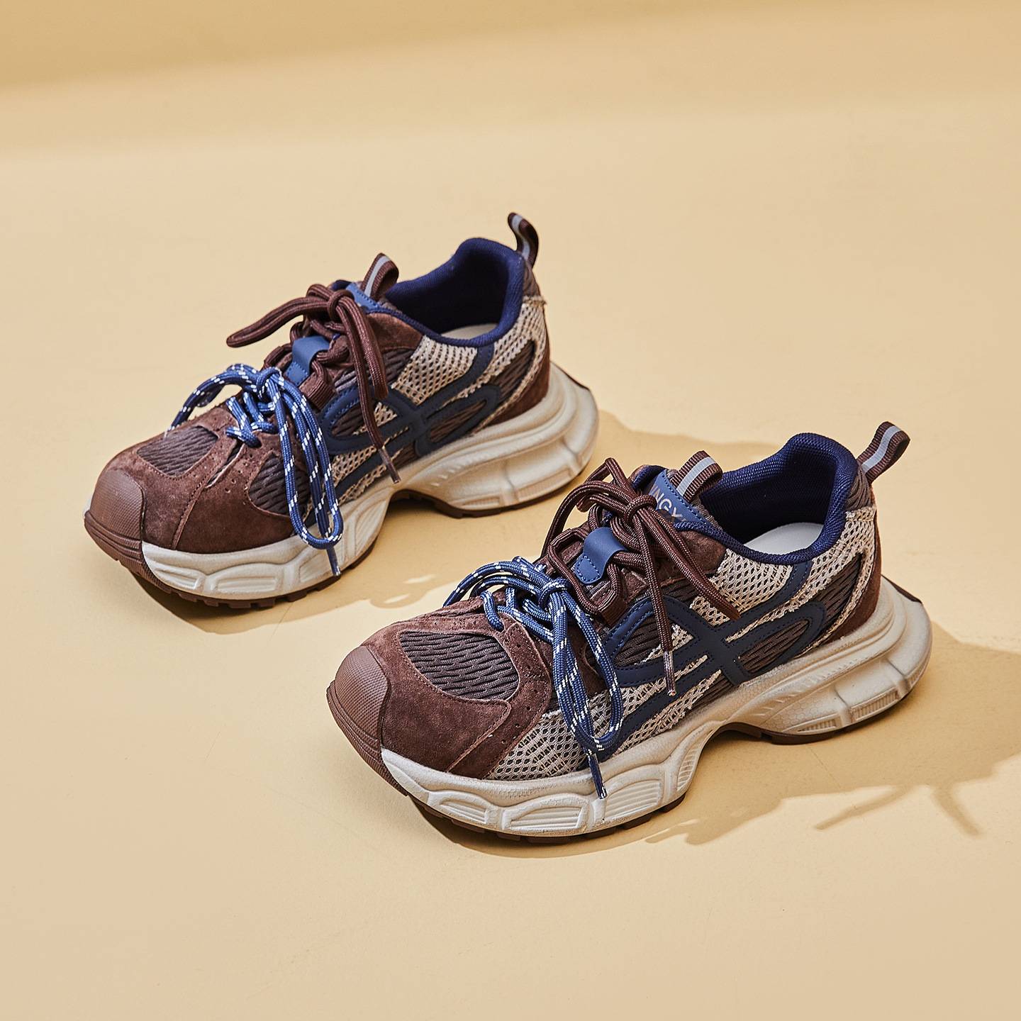 European Influencer Dad Shoes for Women Ins Trend 2025 Autumn New Korean Fashion Trendy Thick-Soled Sneakers
