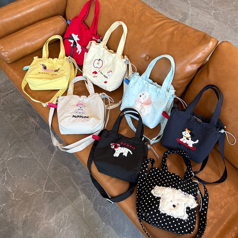 Summer New Crossbody Small Bag Shopping Fashion All-match Ins Style Cute Embroidered Pattern Bag for Women