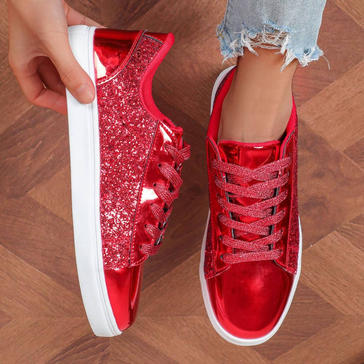 Spring and summer new bright fashion women's shoes fashion casual sports shoes low lace flat shoes street fashion shoes