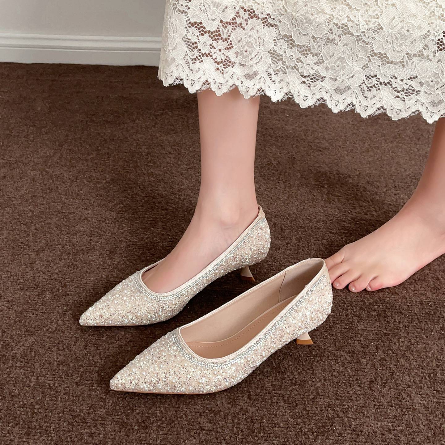 756-28 New Pointed-Toe Crystal Pearl Full-Diamond High-Heeled Shoes for Women That Are Not Tiring for Feet, Stiletto Shoes, Daily Wedding Shoes