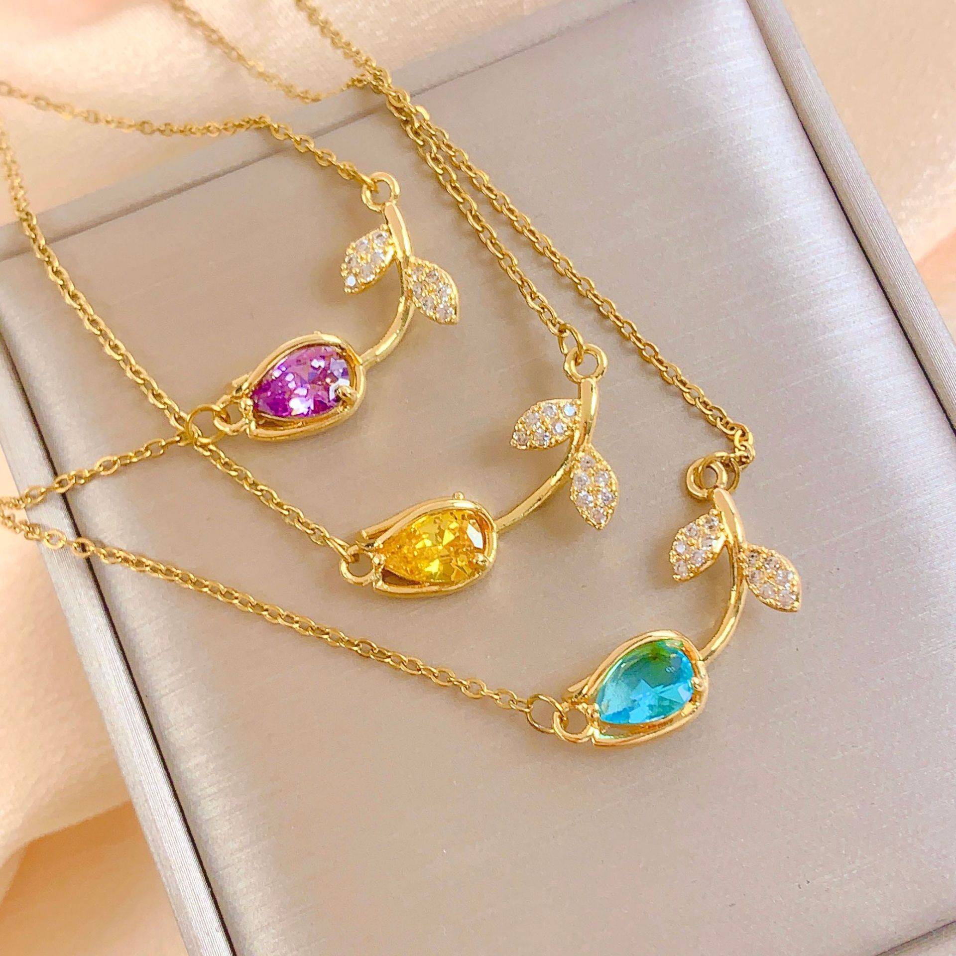 Necklace Women's Summer Tulip Flowers Titanium Steel Hot Selling Accessories Women's All-match High-end Necklace
