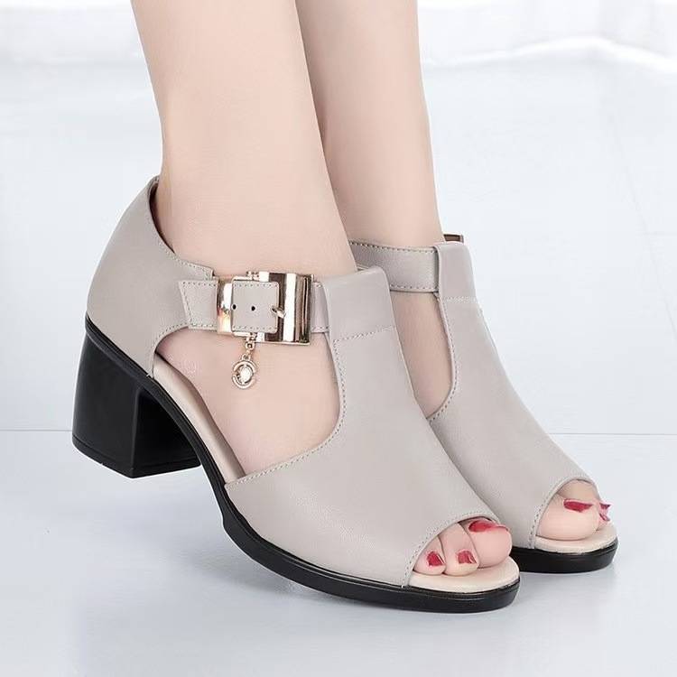 Foreign trade fish mouth sandals women's 2022 summer new Roman ladies thick heel middle heel women's shoes middle-aged mother shoes wholesale
