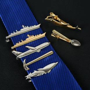 Spot features Modeling metal tie clip men's clothing fashion with aircraft warships a batch of retail