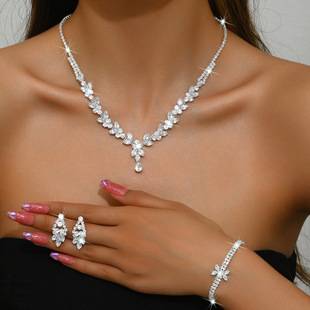 Wedding Dress Accessories Dinner Jewelry Exquisite Bridal Water Diamond Jewelry Necklace Earrings Bracelet suit