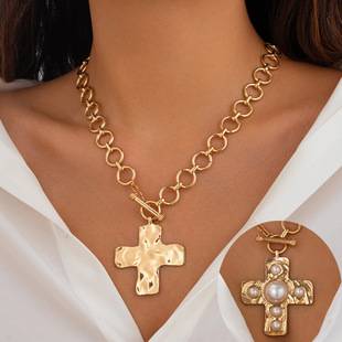 European and American Cross-Border Jewelry Punk Metal Cross Necklace Design Ot Buckle Chain Heart Pendant Necklace for Women