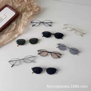 Korean fashion children's sunglasses metal frame baby sunglasses travel sunglasses new anti-ultraviolet eye protection glasses