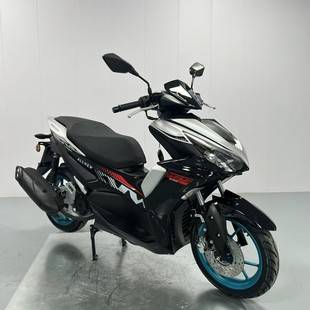 Factory Direct Sales Nvx Fuel-Powered Motorcycle Adult Mobility Scooter 150Cc Large-Displacement Street Bike Motorcycle