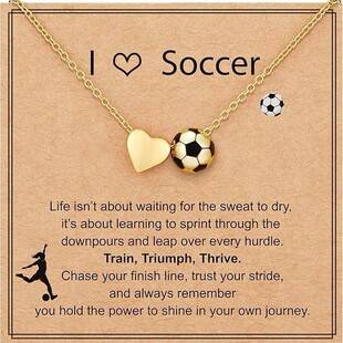 Amazon's new heart-shaped basketball necklace, sporty volleyball and baseball clavicle chain, fashionable friendship pendant jewelry