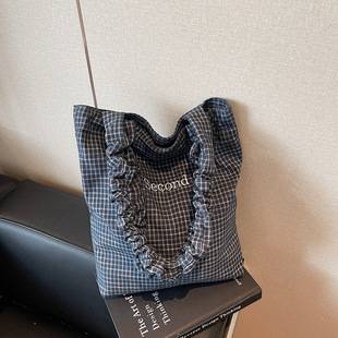 2025 Spring/Summer Korean and Japanese Style Versatile Shoulder Bag with Pleats, Large Capacity, Letter Pattern, Canvas Tote Bag for Casual Travel