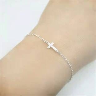 European and American Best-Selling Hand Accessories, Fashionable, Simple, Exquisite and Tiny Cross Bracelets, Simple Bracelets Wholesale
