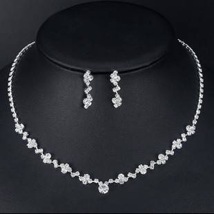 Cross-Border Fashion Full Diamond Necklace Women's Bridal Jewelry Set Light Luxury High-End Earrings Long Niche Pendant Accessories