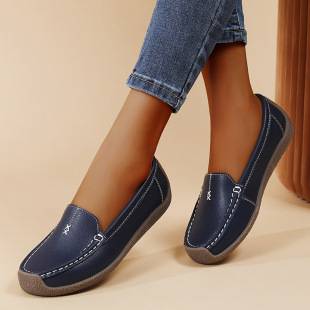 2025 New Loafers Casual Women's Flat Shoes Soft Sole Soft Surface Mom Shoes Comfortable Large Size Beanie Shoes for Women