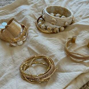[Vintage Bracelet Set] Fashionable and versatile wide-brimmed bracelets, suitable for layering, high-end new spring-summer versatile wristbands