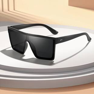 Cross-Border Large Frame European and American Fashion Trend Ins Sunglasses Punk Driving Sun Protection Men and Women Personalized Sunglasses Wholesale