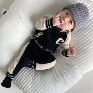 Baby Clothes Autumn and Winter Set for Boys and Girls, Knitted Sweater for Infants Aged 0-2, Two-Piece Set with Rabbit Fur Knit