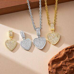 Amazon Bestseller: Fashionable Copper Inlaid Zircon Heart Pendant, Gold-Plated Versatile Hip-Hop Cool Necklace, Wholesale from Yiwu