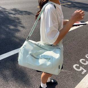 Gym bag with dry and wet separation, large capacity, simple and lightweight sports bag, independent shoe compartment, trolley luggage bag