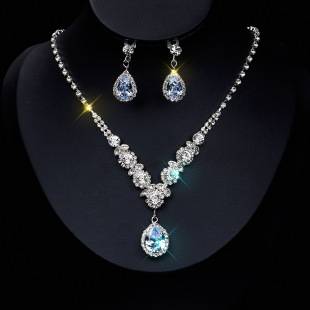 2024 Fashion Crystal Rhinestone Necklace Ear Clip Two-Piece Set Jewelry Accessories Wedding Jewelry Pendant Easiest for Match Bride