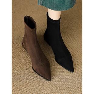 Women's elastic slim-fit boots, 2025 new autumn/winter collection, featuring a slimming effect, a back zipper, a chunky heel, and a French-style pointed toe, in a short boot design
