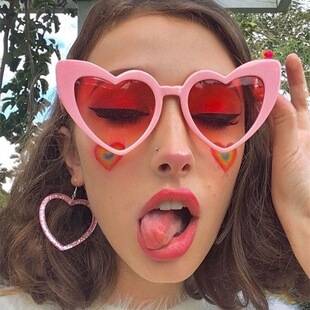 European and American New Style Heart-Shaped Women's Sunglasses, Cute Pink Heart Sunglasses, Trendy Heart-Shaped Sunglasses for Going Out and Protecting from the Sun