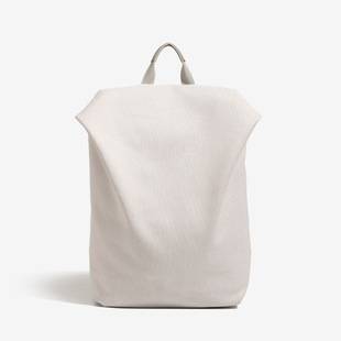 Lightweight, Airy Backpack, Large-Capacity Backpack, Waterproof Leisure Computer Bag for Commuting and Traveling, College Student Class Bag
