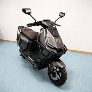 Cross-border export of FX electric motorcycles 2000W high-power electric scooters for South America Moto eléctrica