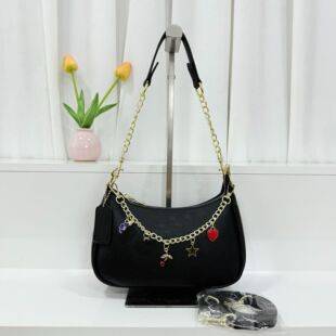 New cross-border wholesale crescent bag with cherry pendant, chain bag, versatile and fashionable, can be worn as a shoulder bag, underarm bag, handbag, or crossbody bag