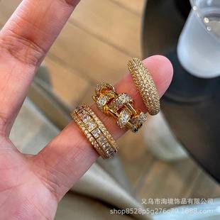 Vintage Old Money Style Sparkling Starry Diamond Ring for Women, Light Luxury, Exquisitely Crafted, High-End Feel, Stackable Index Finger Ring