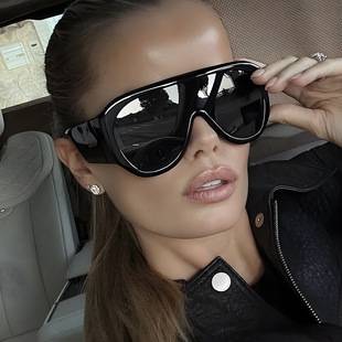 Oversized Frame One-Piece Sunglasses 2025 New Sports Protective Sunglasses European and American Trendyy Personalized Sunglasses for Driving