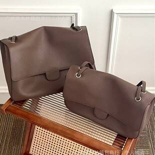 High-Quality 26S Small Chanel-Style Airport Bag, Soft Calfskin Airport Bag, Single Shoulder Crossbody Bag for Export