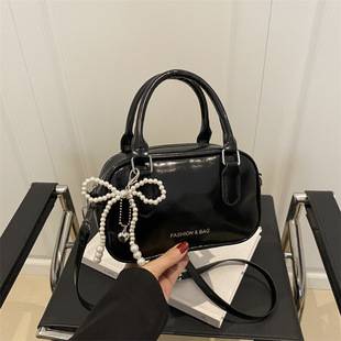 Handbags, High-End Women's Bags, 2025 New Shoulder Crossbody Bags, Fashionable and Versatile Small Square Bags, Bowling Pillow Bags