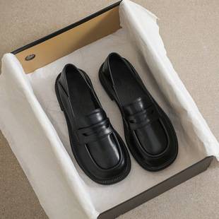 Black British-Style Women's Leather Shoes with Thick Soles, 2026 Spring New Model, Slip-On Chunky Heel Loafers, Round-Toe Dual-Wear Women's Shoes