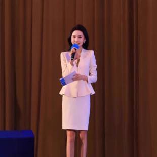 White Suit Dress Women's Spring and Autumn Light Luxury High-end Sense Royal Sister Wear Workplace Awful Elegant Dress Business Wear