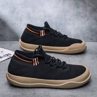 Cross-Border Wide-Toe Fly-Knit Sports Shoes for Men, 2026 Summer New Style, Breathable Mesh Casual Sneakers, Versatile Fisherman Shoes, Trendy