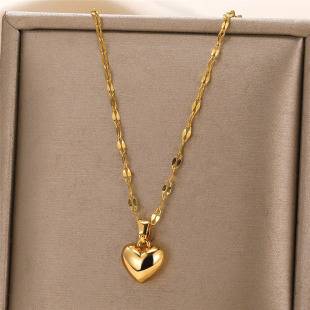 Cross-border Explosive Love Necklace Women Light Luxury Niche High-grade Clavicle Chain Pendant in stock Wholesale