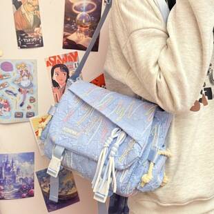 Shoulder bag for middle and high school students, crossbody bag for tutoring classes, Japanese-style simple and versatile school bag in college style