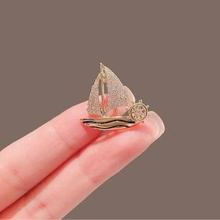 Breaking the Wind and Waves Brooch Fashion Accessories High-end Women's Exquisite Sailing Corsage Pins 2024 New Fashion