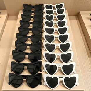 European and American retro heart-shaped party glasses, fashionable photo props, heart-shaped sunglasses for men and women, high-end style