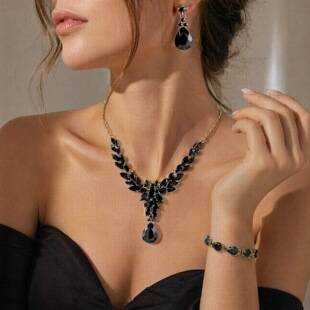 Crystal Necklace, Earrings, and Bracelet Three-Piece Set, Bridal Accessories for Weddings and Banquets, European and American Fashion Flower Design